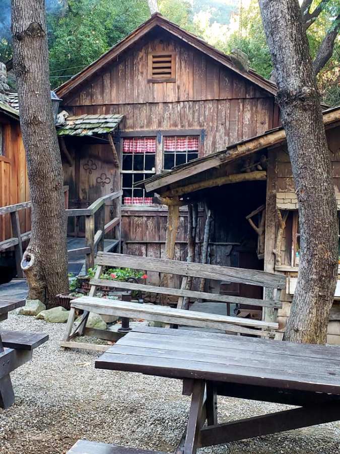 Cold Springs Tavern 9